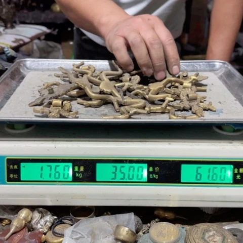 850000000000000000