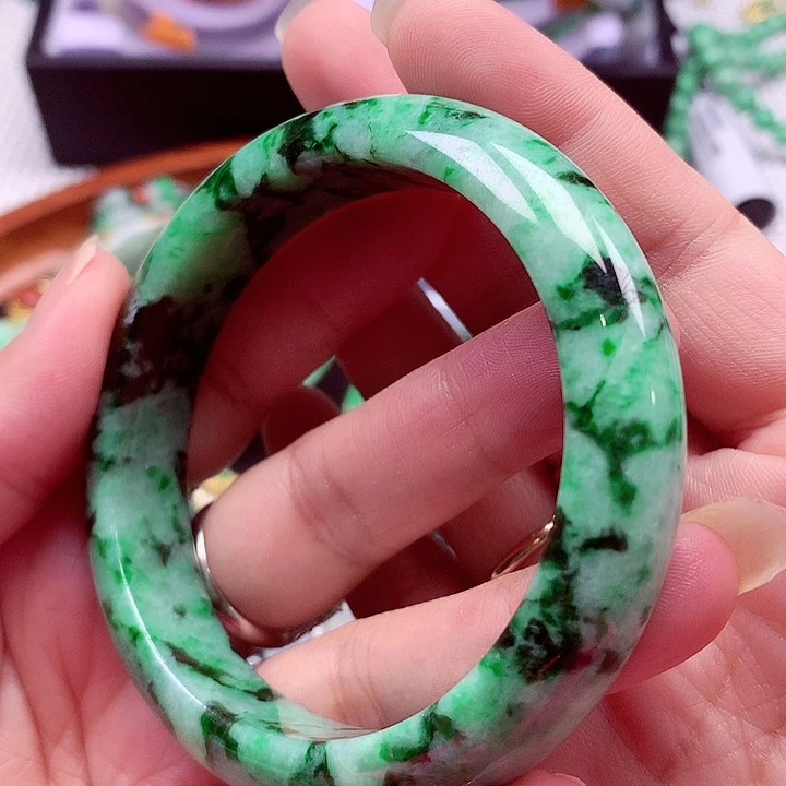 未镶嵌手镯翡翠翡翠