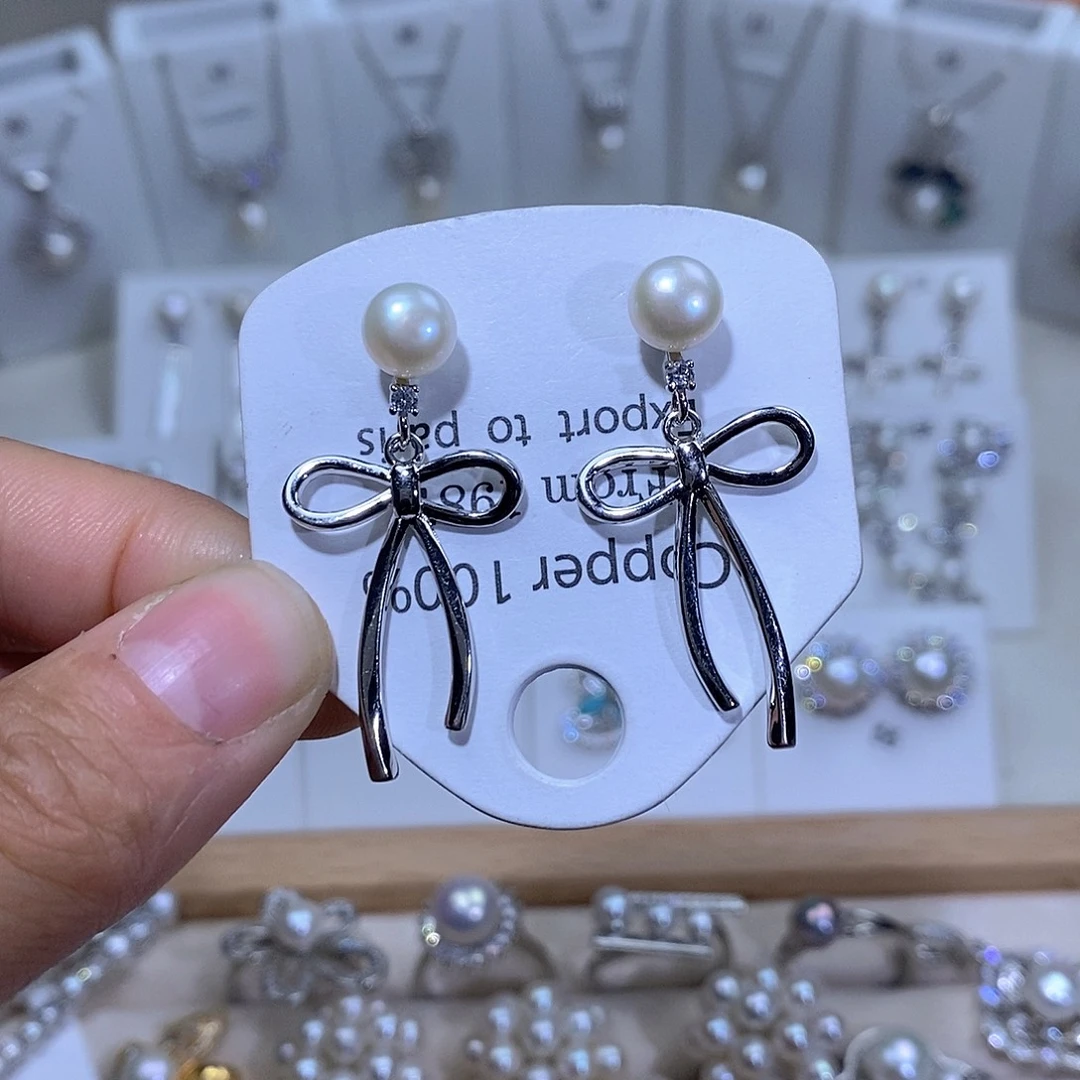 淡水珍珠耳饰未镶嵌