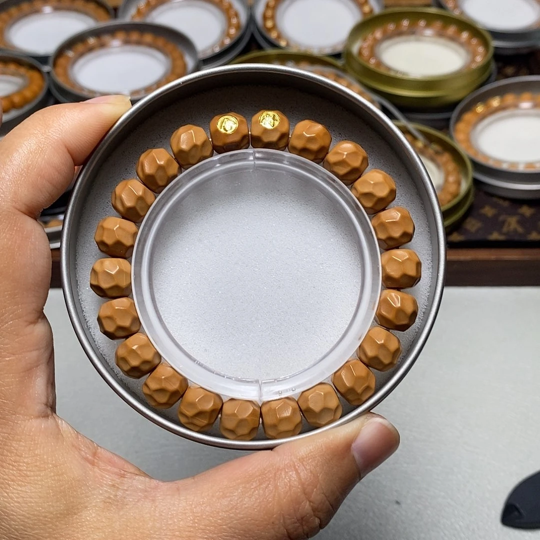 猴头核桃手串69号18k双标黑金无相10左右