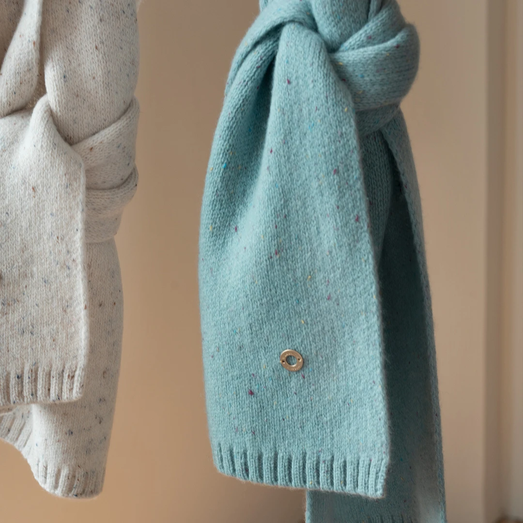 疯帽子 韩版纯羊毛围巾女彩点针织保暖围脖百搭小披肩 25年秋冬心