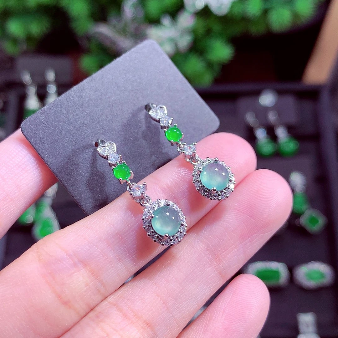 颈饰未镶嵌翡翠天然