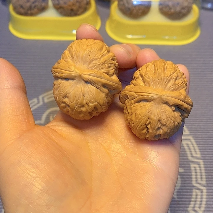 文玩核桃把件427元宝43