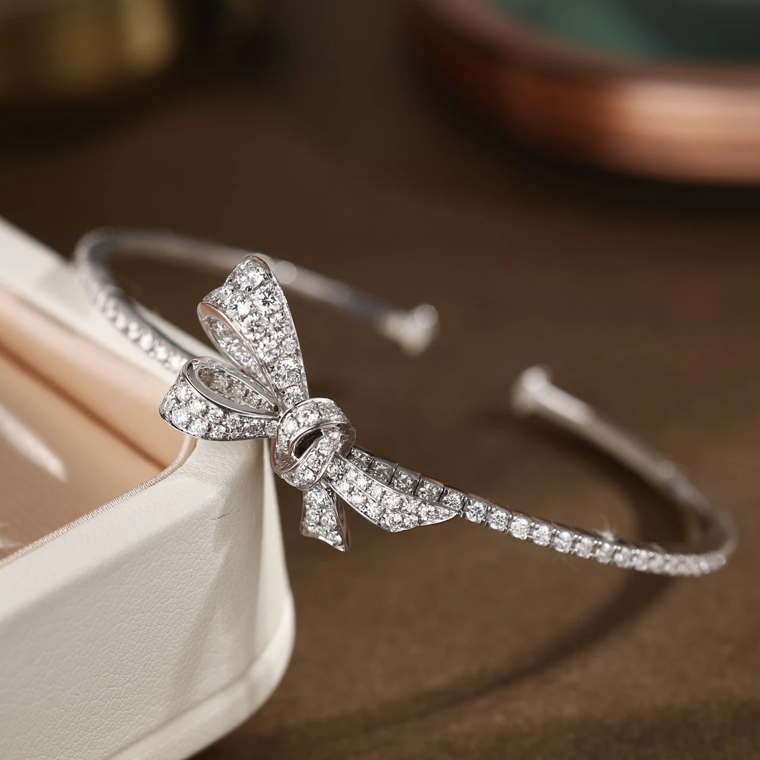 18K金 满钻蝴蝶结手镯 SS