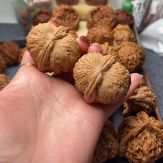 文玩核桃吊坠全品44元宝