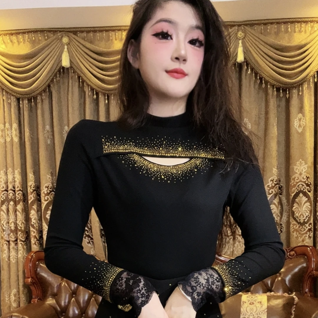 C2 秋冬新款性感镂空烫钻修身上衣女长袖内搭打底衫