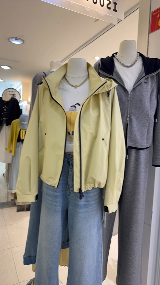 58001-春季薄款连帽极简风女短外套上衣