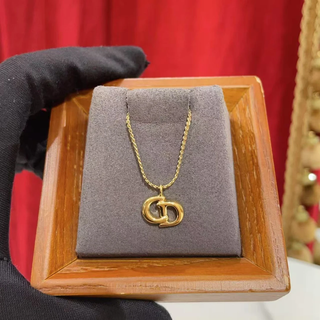 95新 DIOR/迪奥 GGS萌萌丨迪奥金色cd项链 84624907