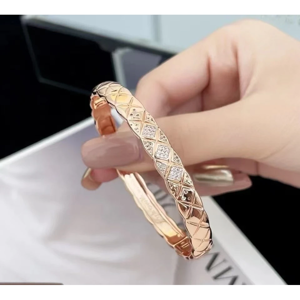 围巾 《宽、窄菱格》 时尚名媛洋气轻奢百搭时尚围巾M01-1