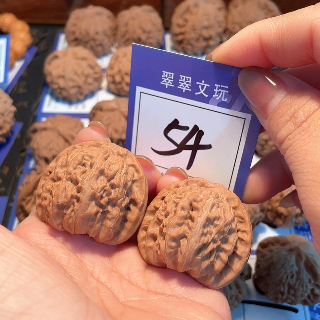 把件桃核54号全品白狮子4.0