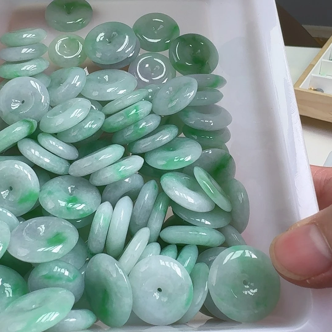 翡翠裸石多样性发货其一