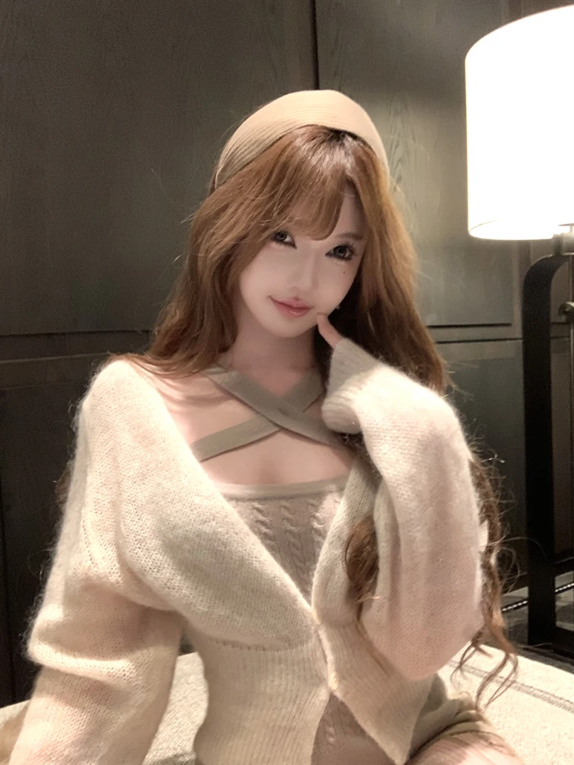 Yucii 秋冬新款复古时髦百搭软糯针织开衫外套