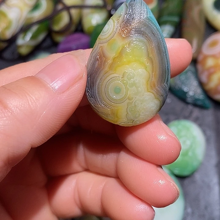 局***.玛瑙/玉髓合金颈饰