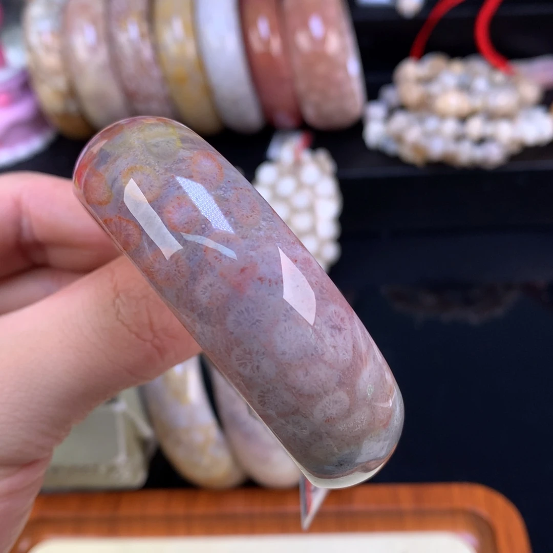 硅化珊瑚（珊瑚玉）未镶嵌颈饰55号55.2圈红彩柠檬