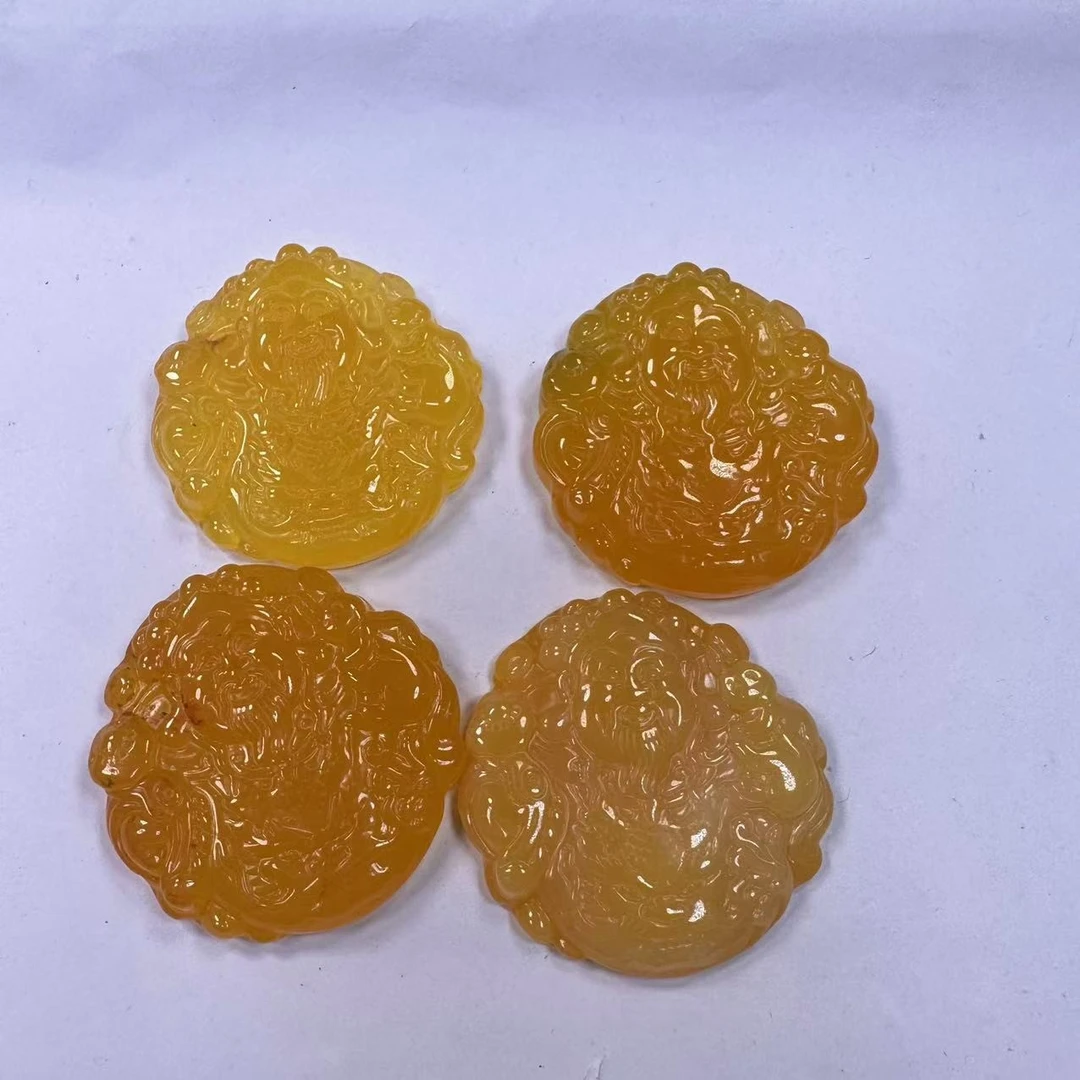 大雕刻蜡黄财财牌（配绳子）随机发一个L145