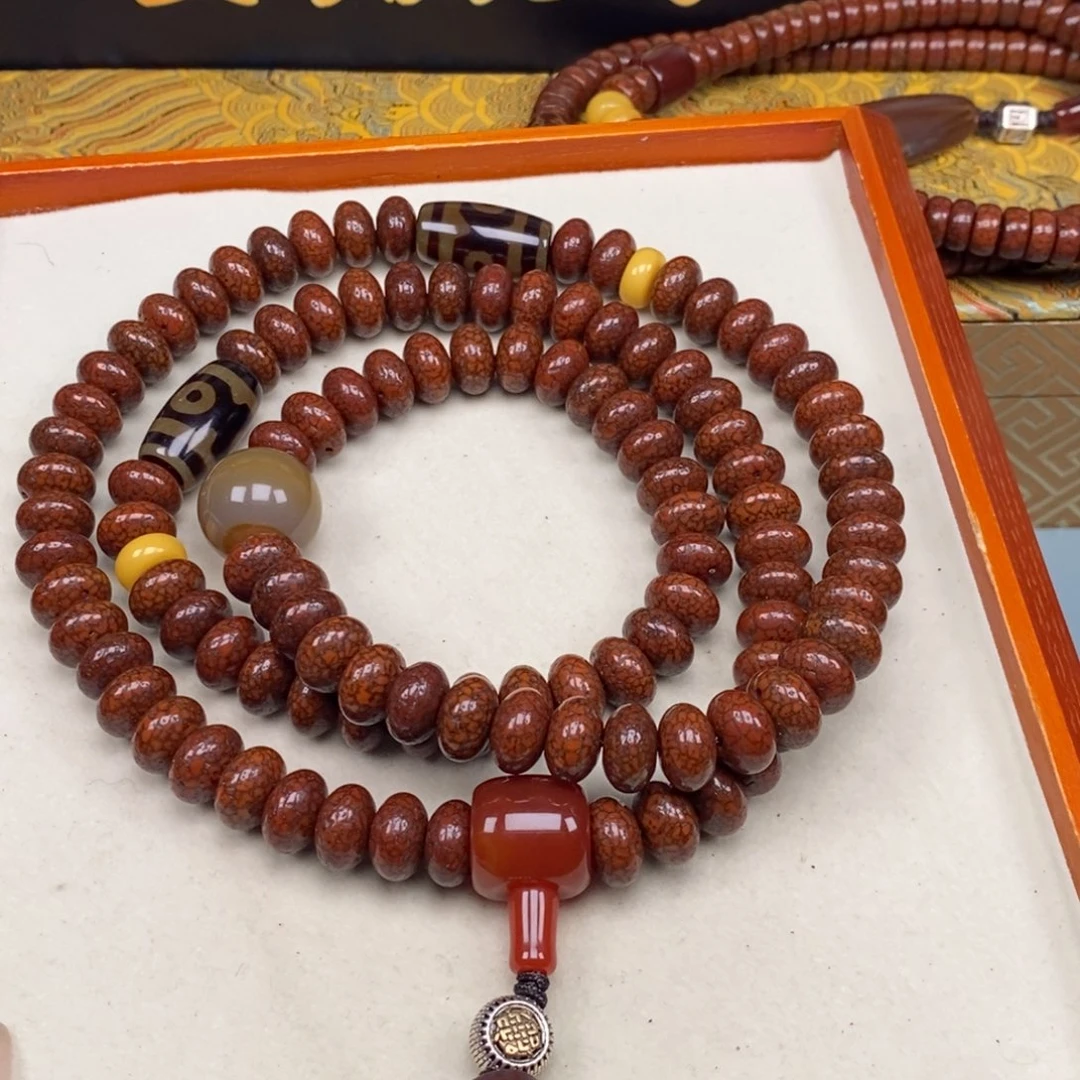 吊坠星月菩提我****。星月