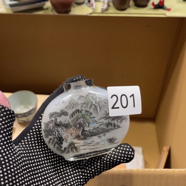 中古物品默认微瑕不退不换