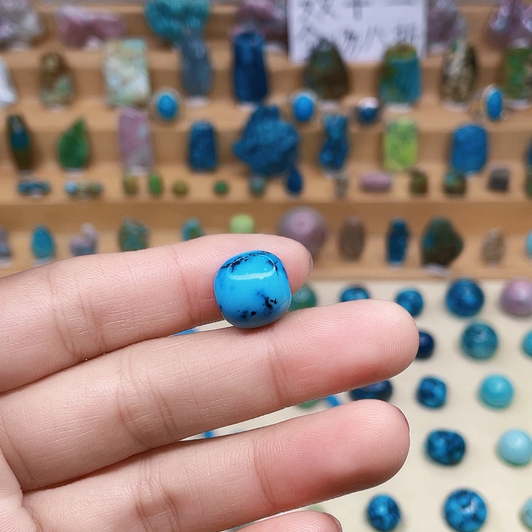 D***冬绿松石未镶嵌颈饰