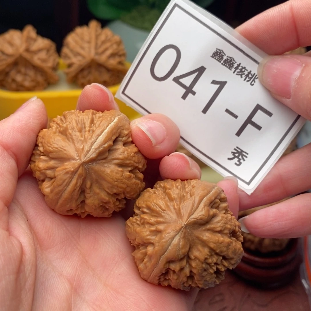 文玩核桃把件霸王龙37