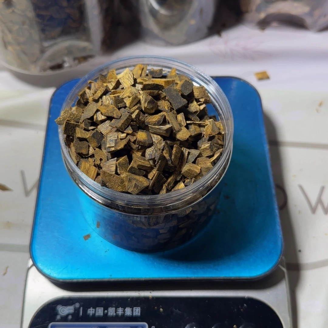 沉香碎屑沉香乌身101克