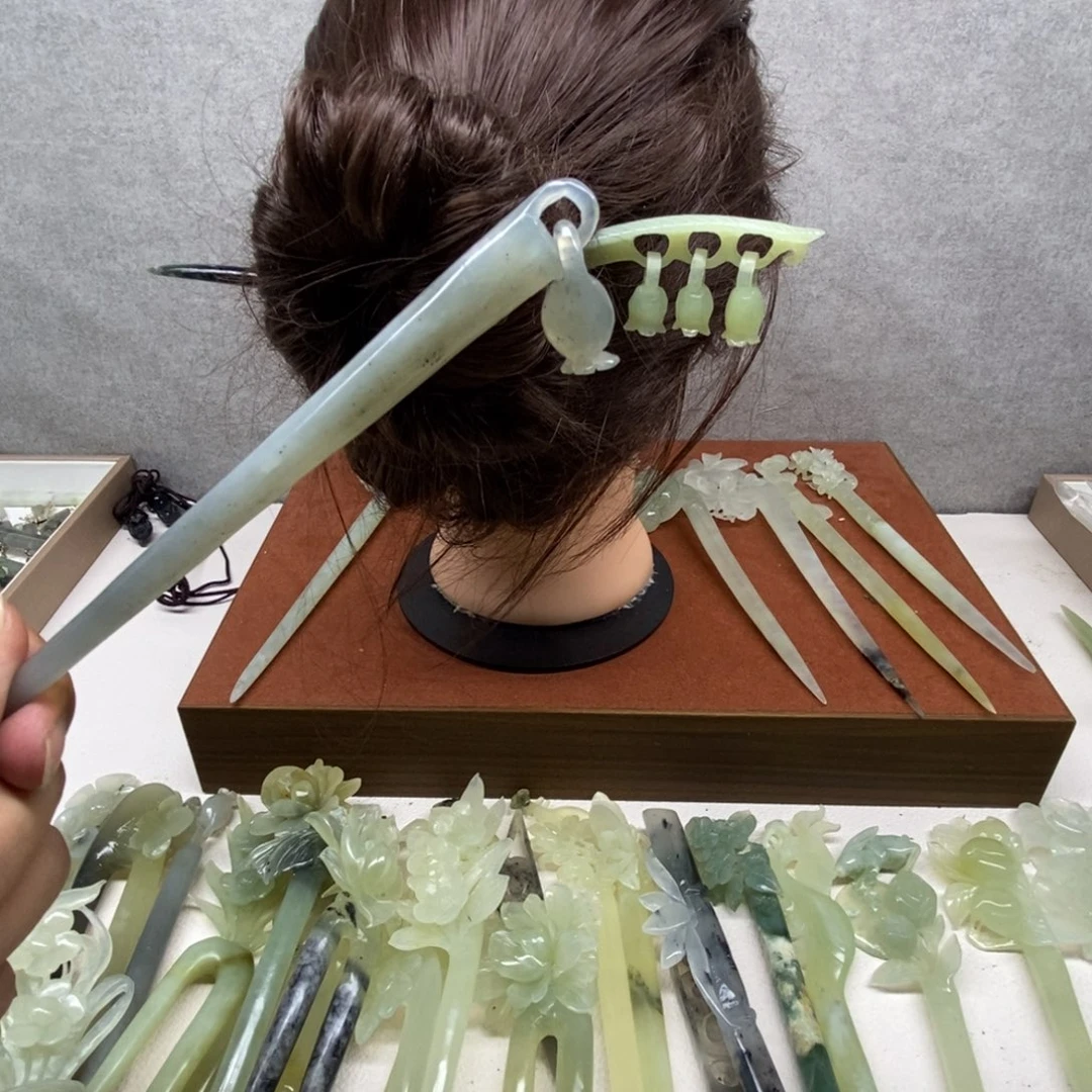 蛇纹石玉未镶嵌发饰