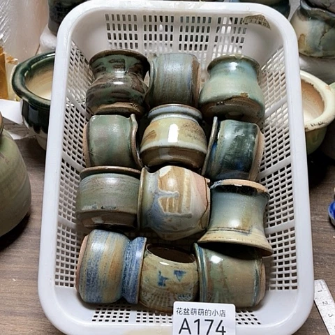 紫砂花盆174微瑕品口径3到4左右