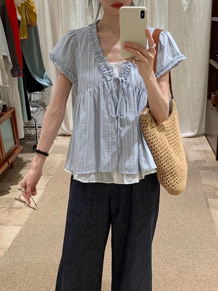 EVE（5797#）夏日甜美风V领木耳边压褶小衫【衣长56 胸围104】kc