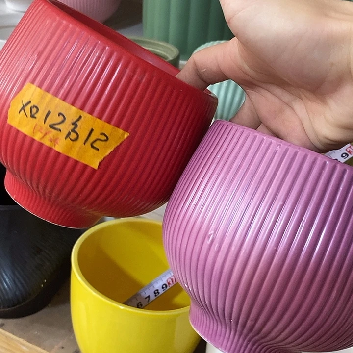 摆件陶盆有孔 瑕疵介意勿拍