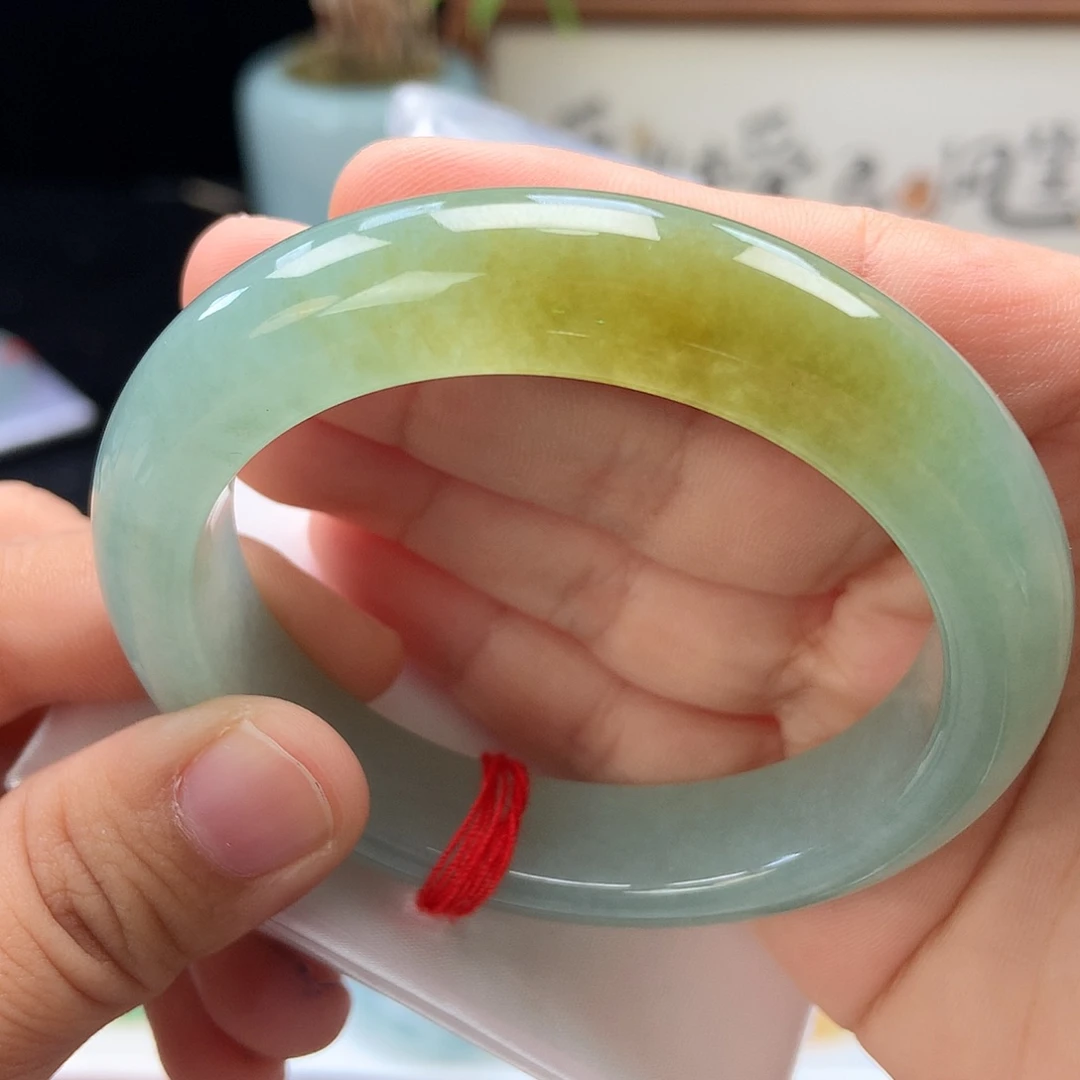 未镶嵌手镯翡翠68号