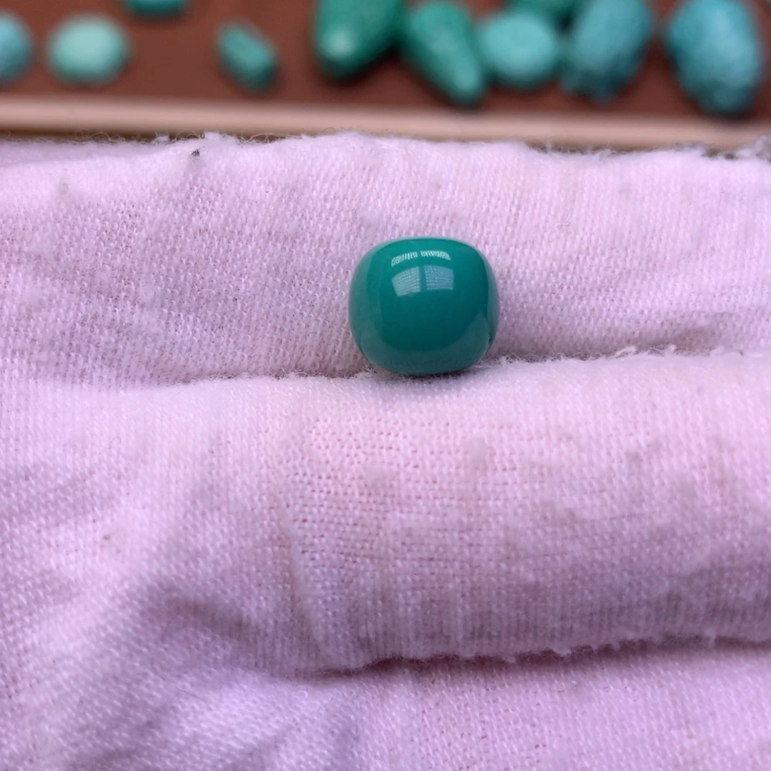 铂***原生态散珠配珠老型深绿色卡10