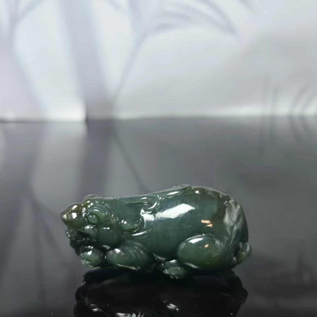 Q和田玉貔貅吊坠 0533