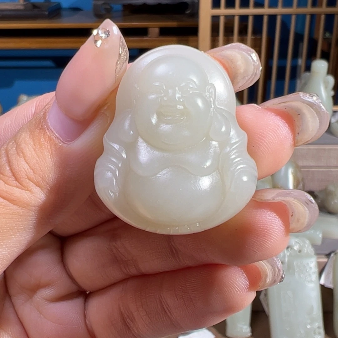 和田玉(糖玉)未镶嵌颈饰