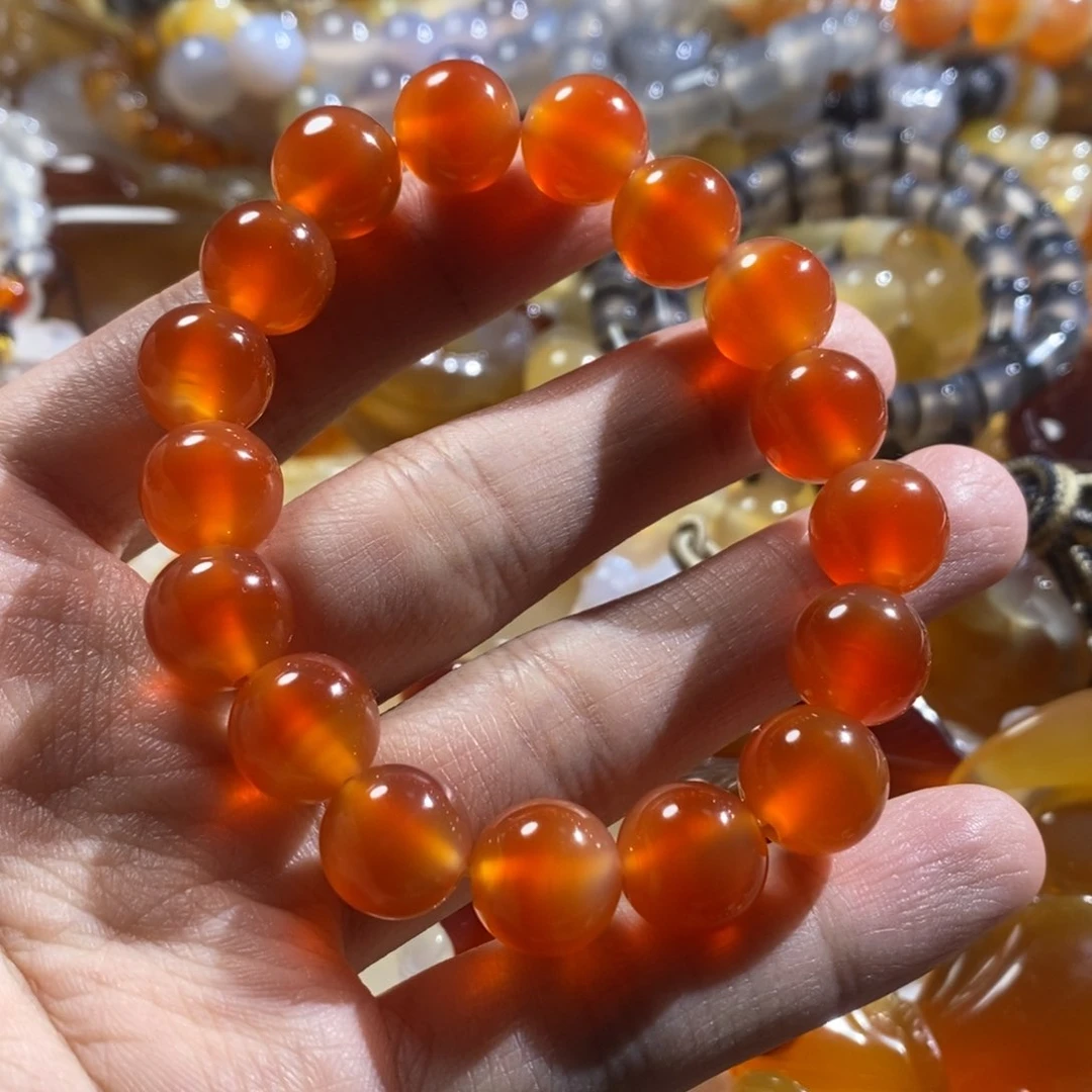 玛瑙/玉髓玛瑙手串未镶嵌M****?