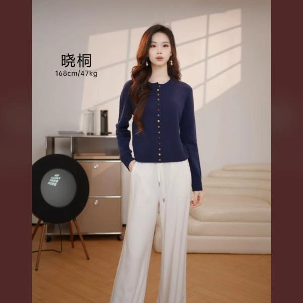 GIRDEAR/哥弟新款针织简约百搭高级设计彩色纽扣针织开衫148064