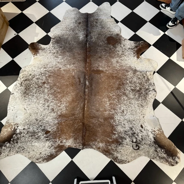 【本尼家】K2138 245x205cm专拍牛皮地毯家用轻奢