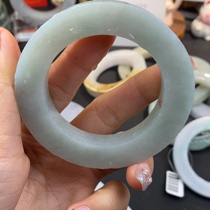 定制翡翠翡翠手镯未镶嵌?****