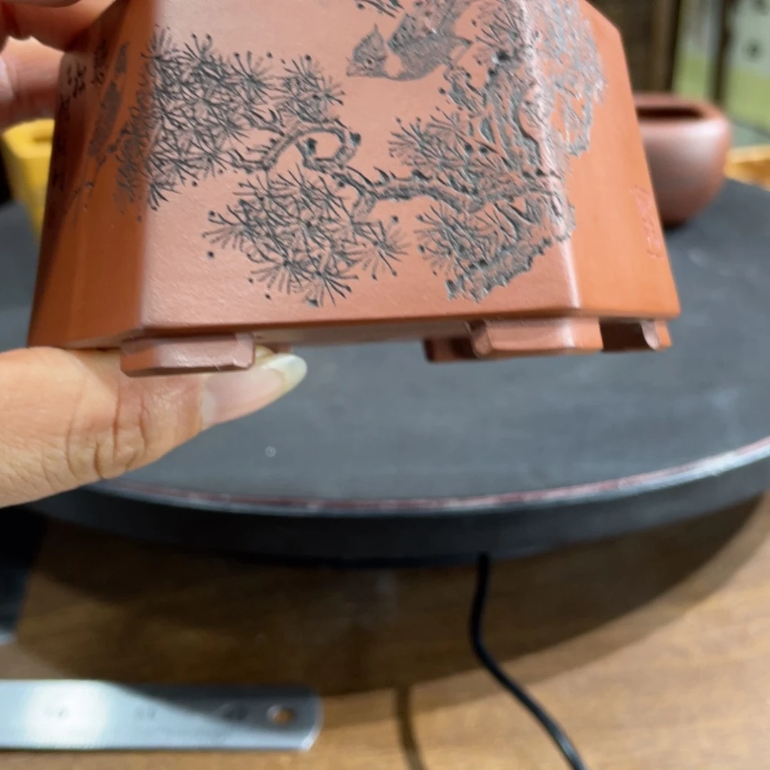 紫砂花盆紫砂花盆在这里