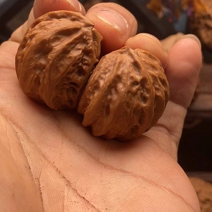 文玩核桃吊坠X****?东北38