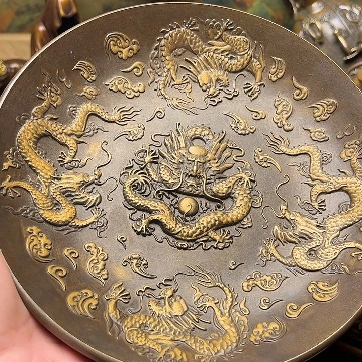 精美铜器批发档口