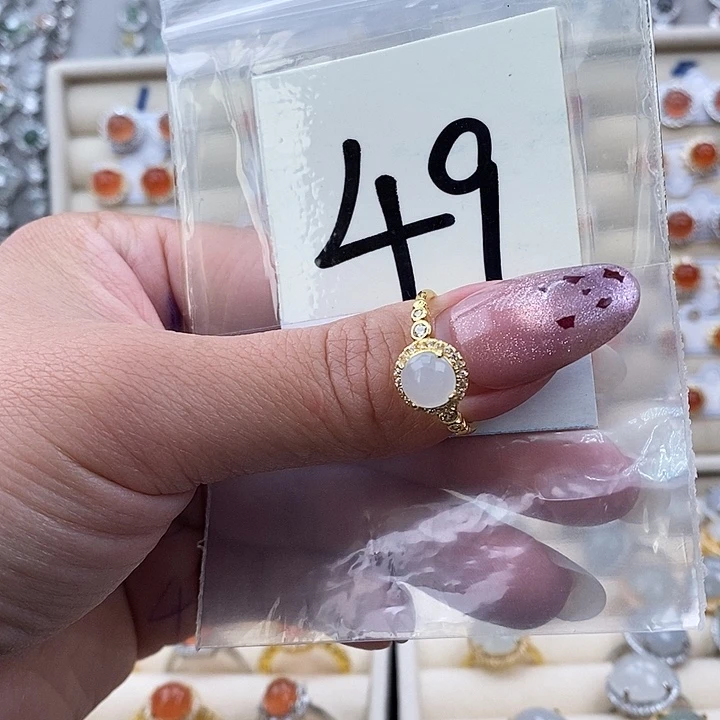 翡翠未镶嵌戒指缅甸