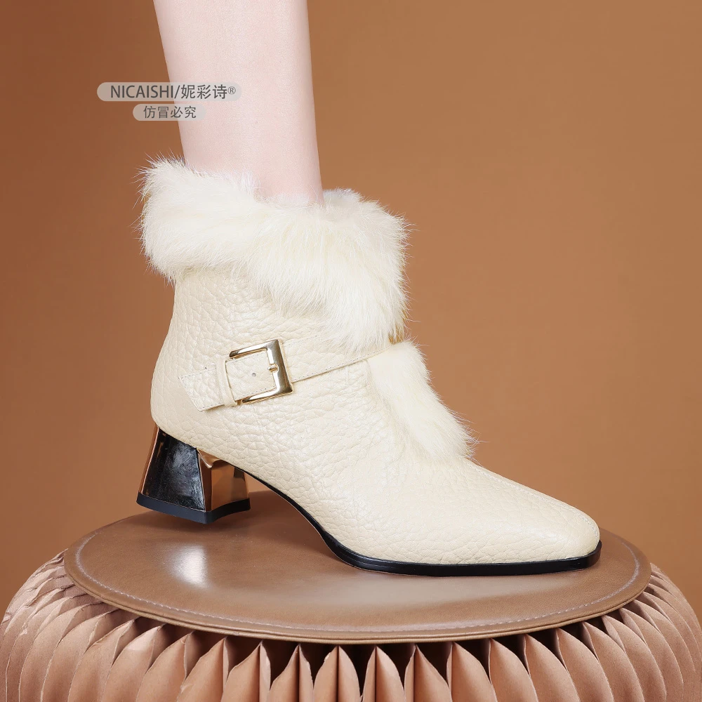 2025年新款欧美米白色粗跟短靴时尚侧拉链时装靴加绒圆头女靴3788