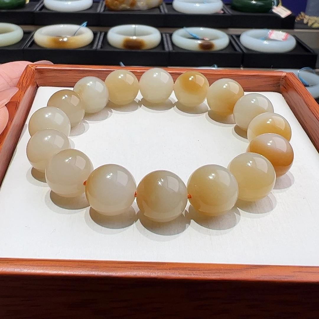 和田玉（糖玉）未镶嵌手链
