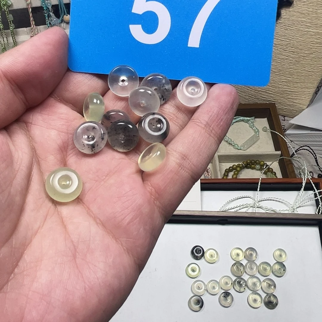 清***照蛇纹石玉合金颈饰