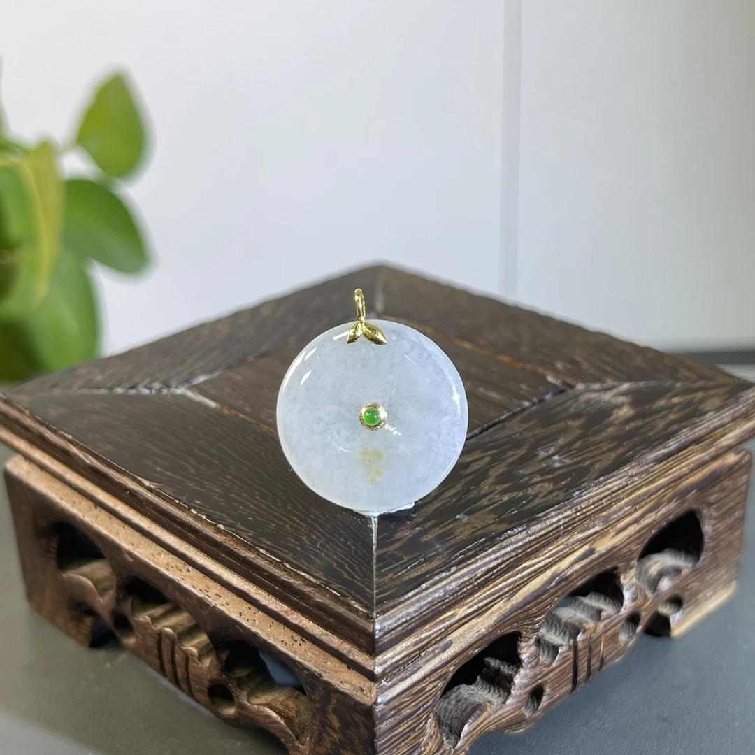 JYB04-25  天然缅甸A货翡翠  18K扣头平安扣