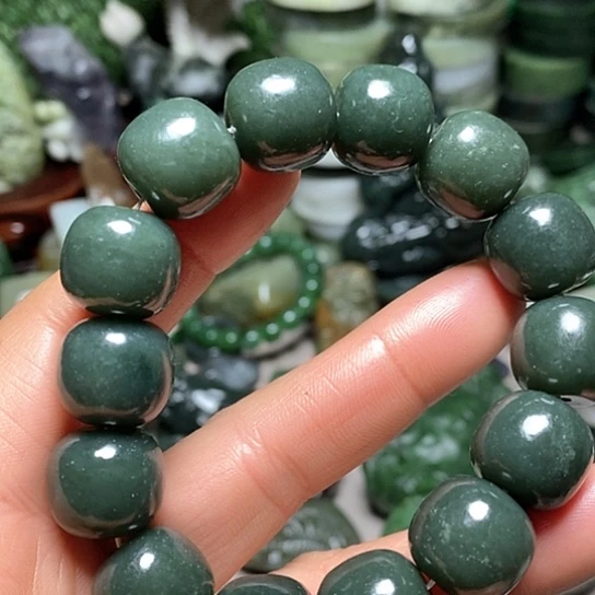 未镶嵌和田玉（糖玉）珠宝半成品