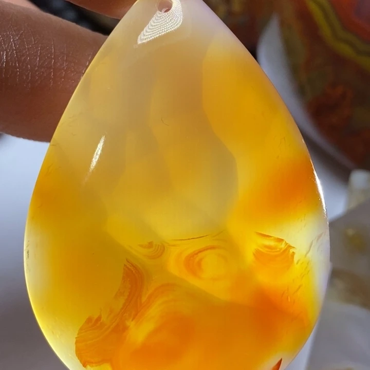 玛瑙/玉髓颈饰未镶嵌臣