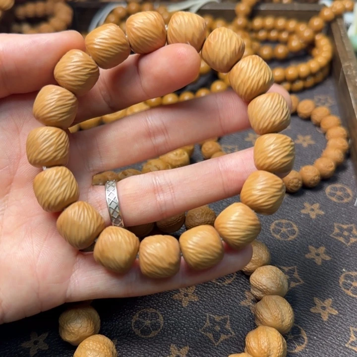 手串猴头核桃大云锦