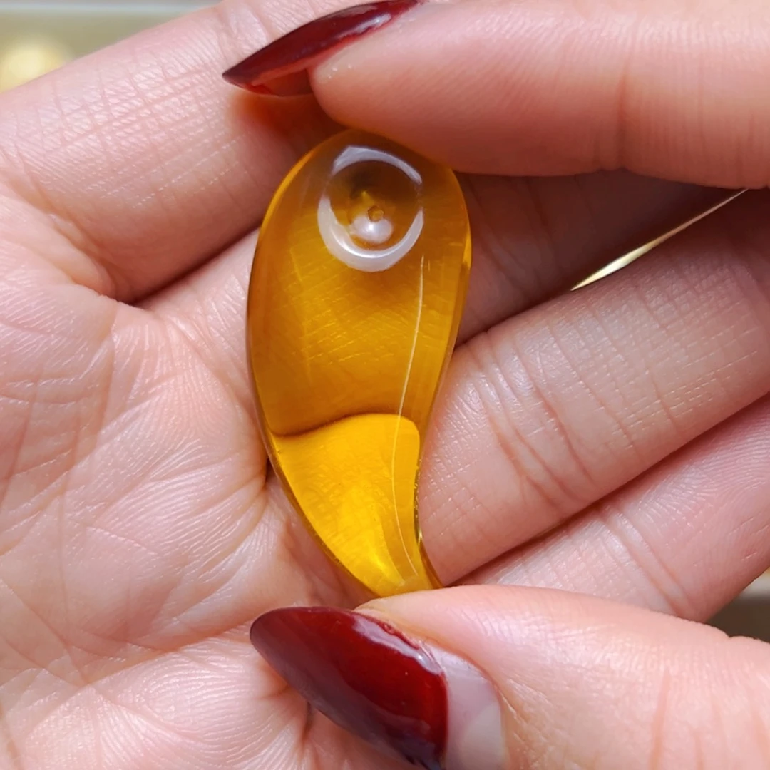 未镶嵌蜜蜡裸石17mm吊坠