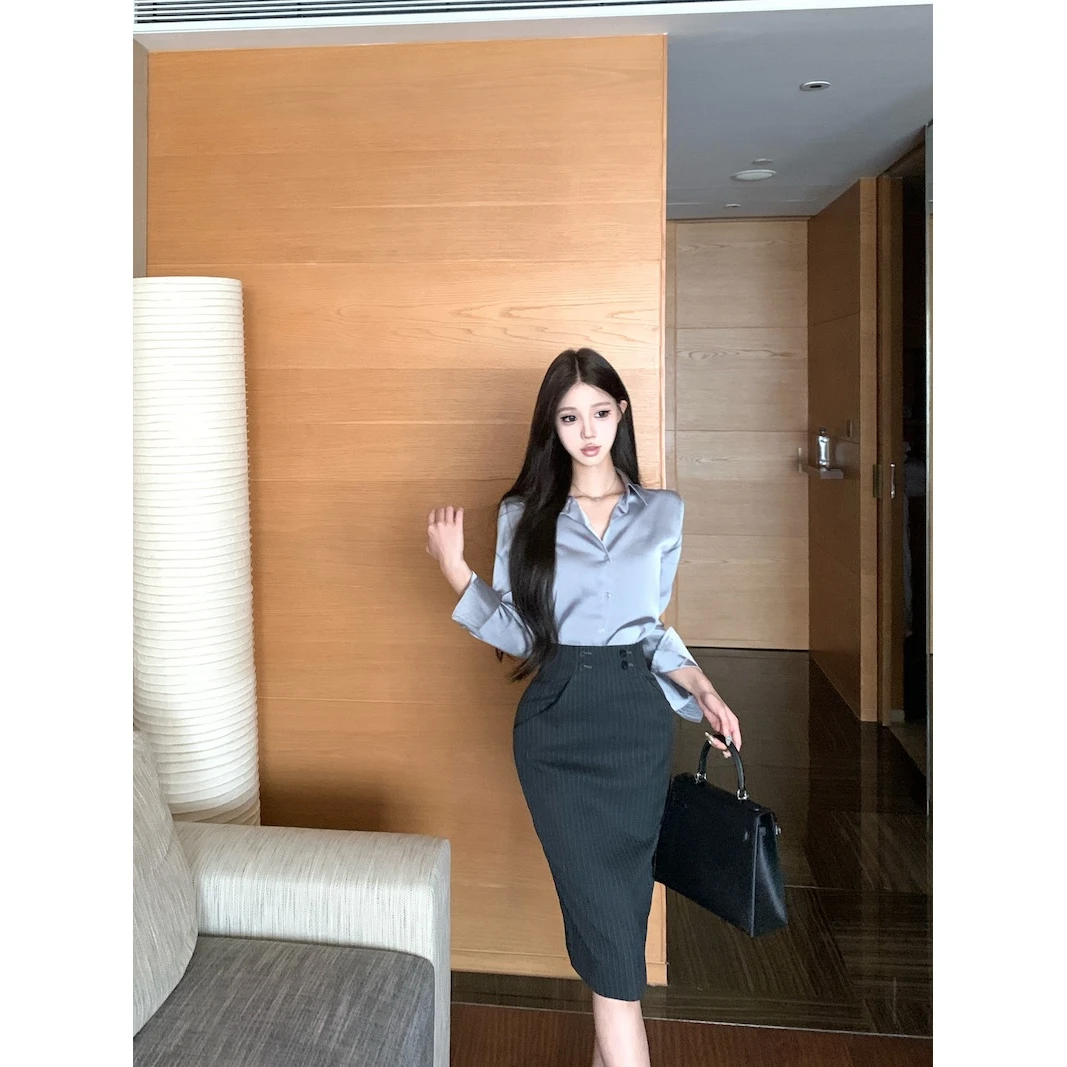 职业装秘书裙套装修身高级感缎面长袖衬衫打底衫+高腰条纹包臀裙