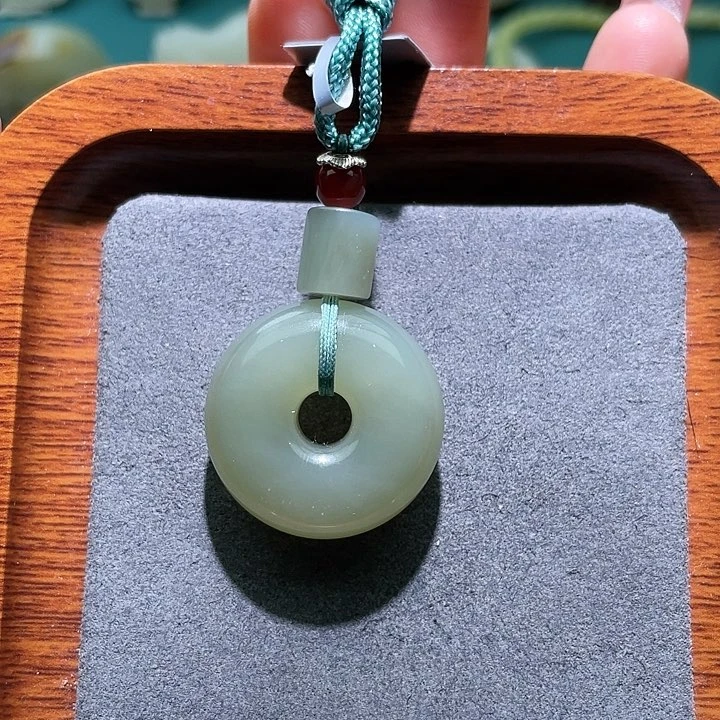 【闪购商品】和田玉未镶嵌颈饰